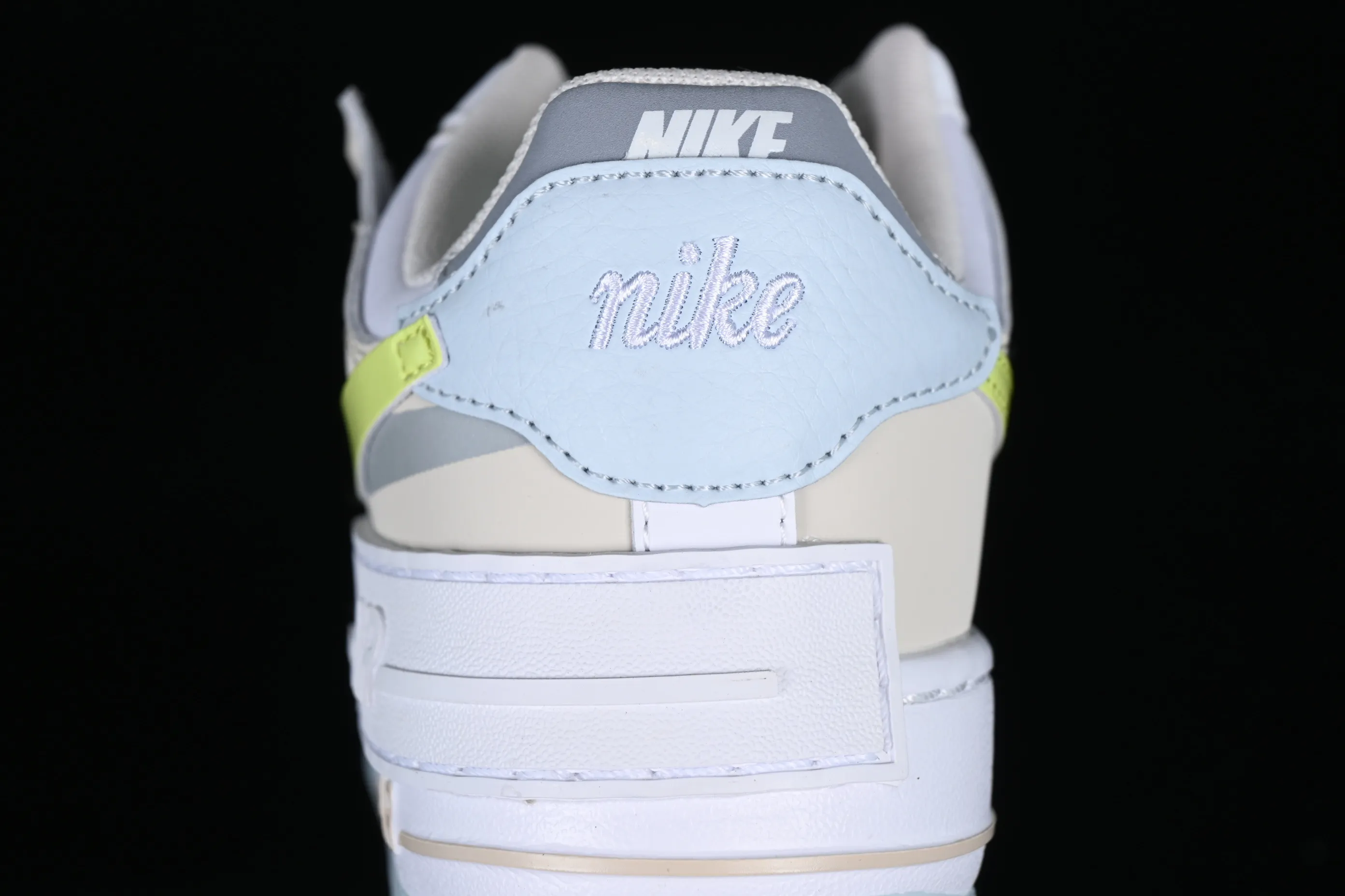 All Categories Nk Air Force 1 Air Force Series Nk Air Force 1 Shadow Air Force Lightweight Increase Nk Air Force 1 Shadow Air Force One Lightweight Increase Low-top Versatile Sneakers FB7582-100
